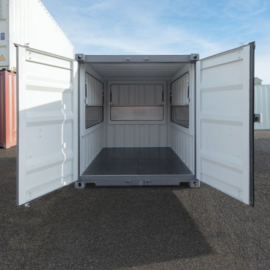 9&prime; &ldquo;CAF&Eacute; CUBE&rdquo; - Tupcan Pty Ltd